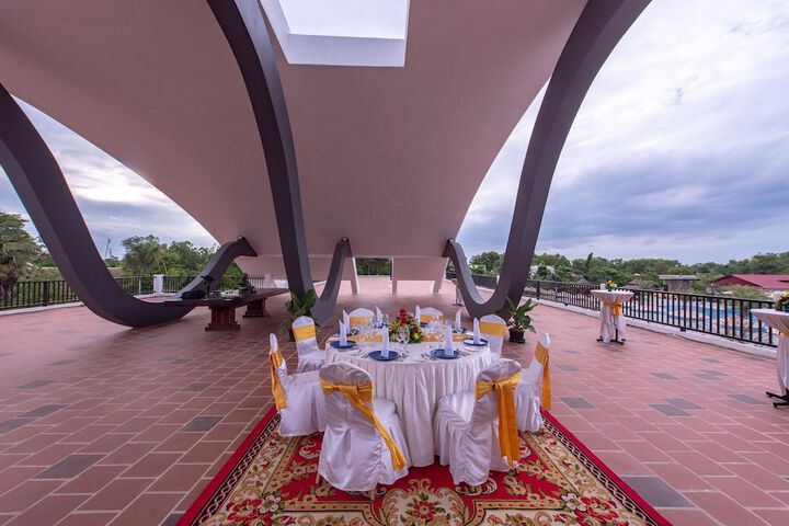 Terrace/Patio 59 of 63