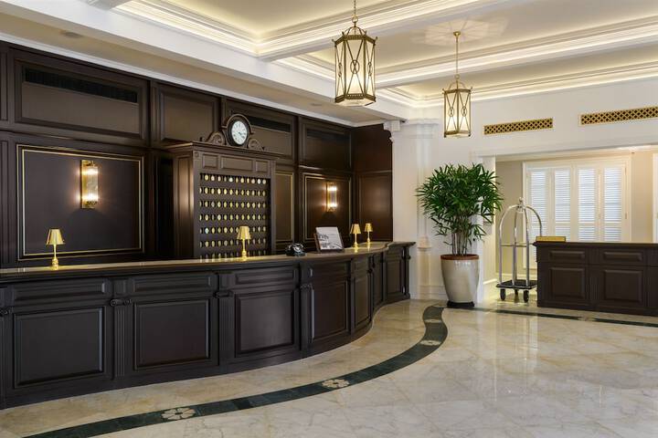 Hotel Interior 4 of 86