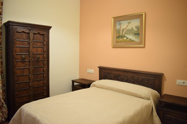 Room 12 of 49