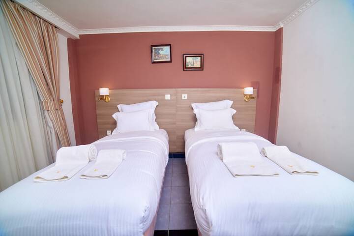 Room 21 of 50