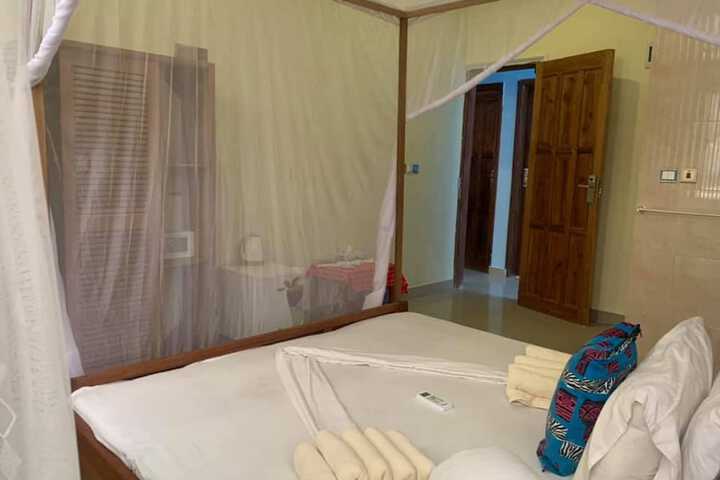 Room 42 of 135