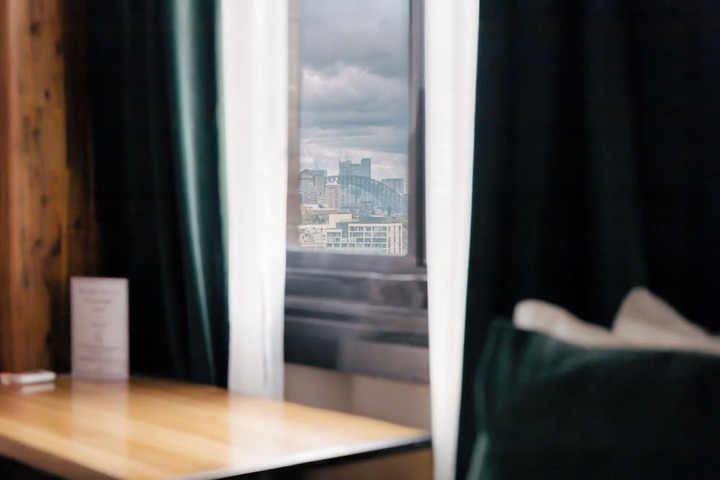 Room 25 of 39
