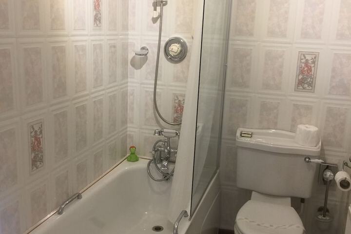 Room 40 of 76