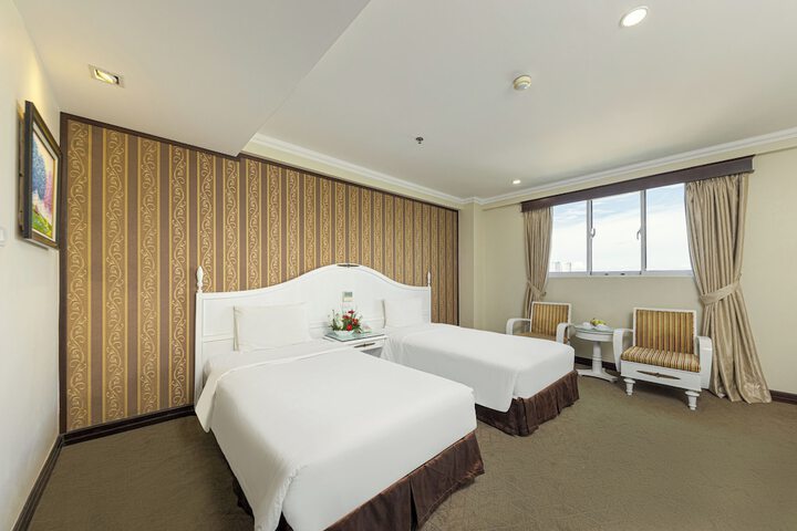 Room 26 of 60