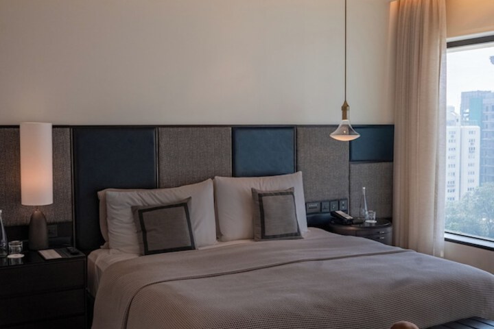 Room 49 of 150