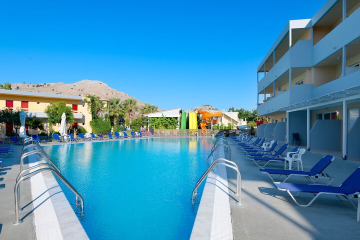 Pool Hotel