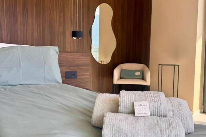 Room 4 of 34