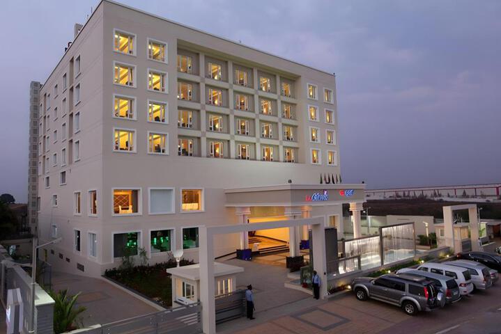 La Classic Hotel