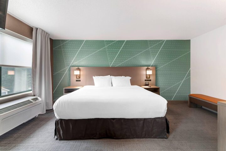 Room 28 of 57