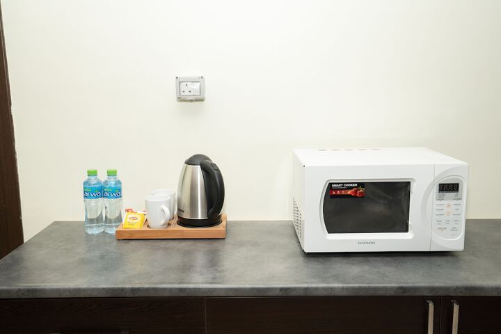 Room 10 of 24