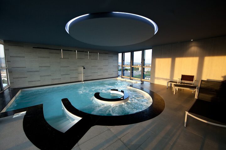 Hotel with Pool