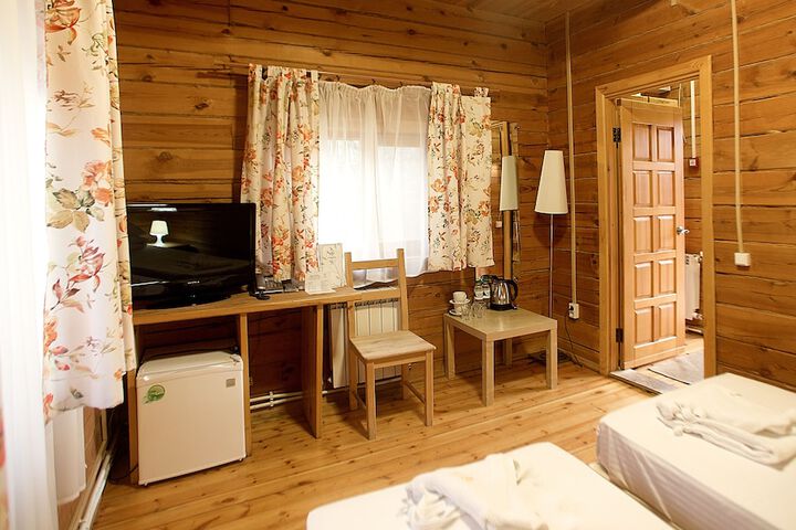 Room 17 of 107