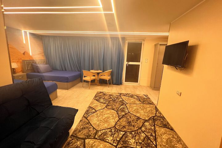 Room 90 of 196