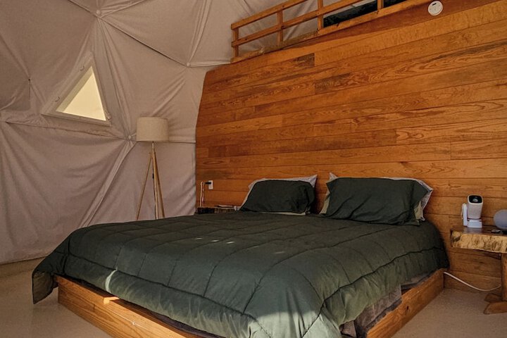 Room 15 of 110