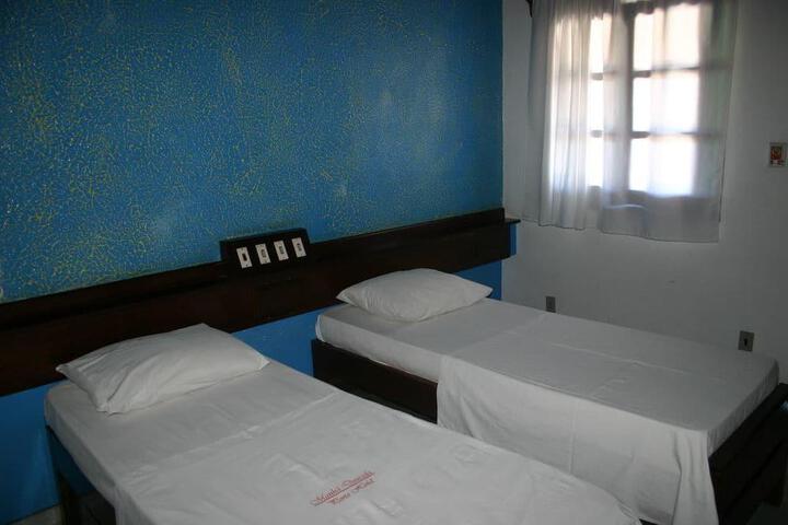 Room 9 of 20