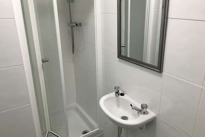 Room 19 of 35
