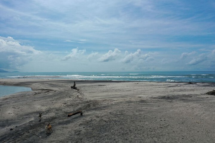 Beach 18 of 19