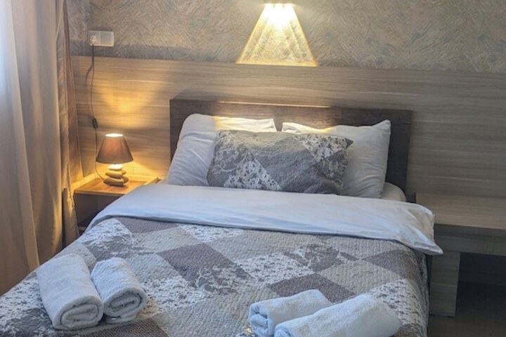 Room 27 of 110