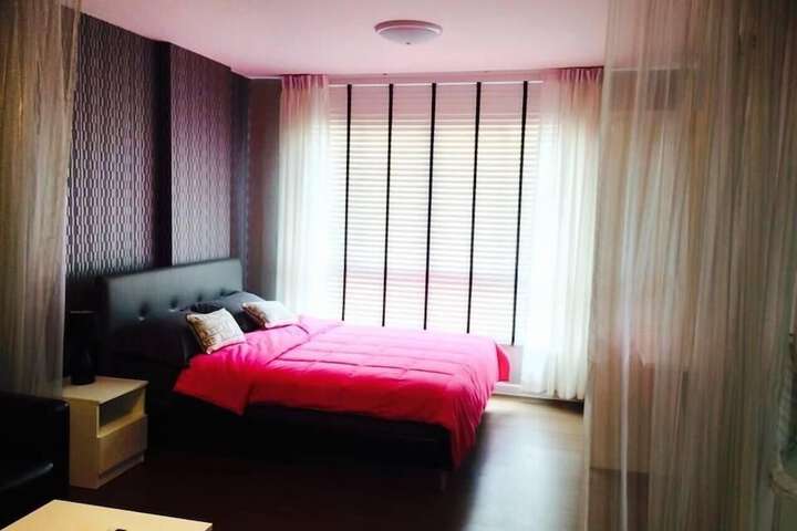 Room 5 of 20