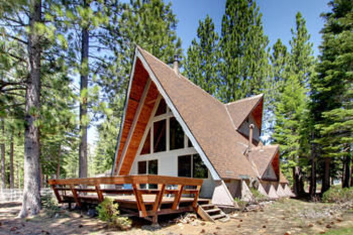 Photo of Mewuk Mountain Lodge by RedAwning