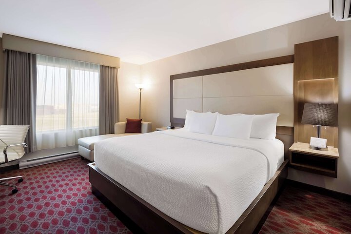 Room 32 of 88