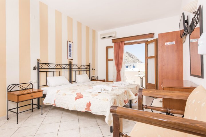 Room 5 of 65