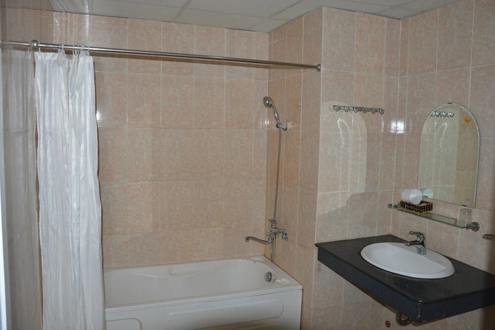 Photo 9