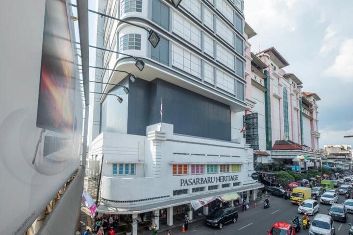 Townhouse Oak Pasar Baru Heritage