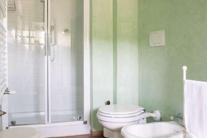 Room 190 of 227