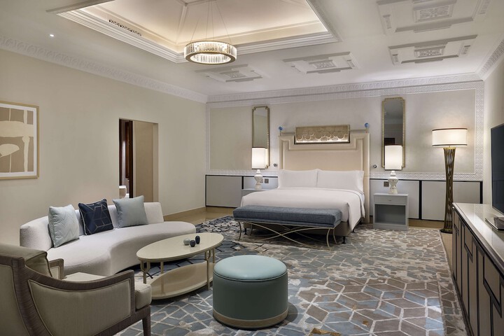 Room 34 of 128