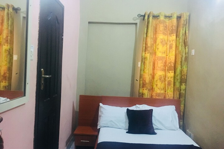 Room 29 of 30