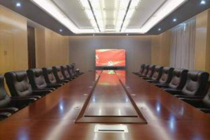 Room 9 of 23