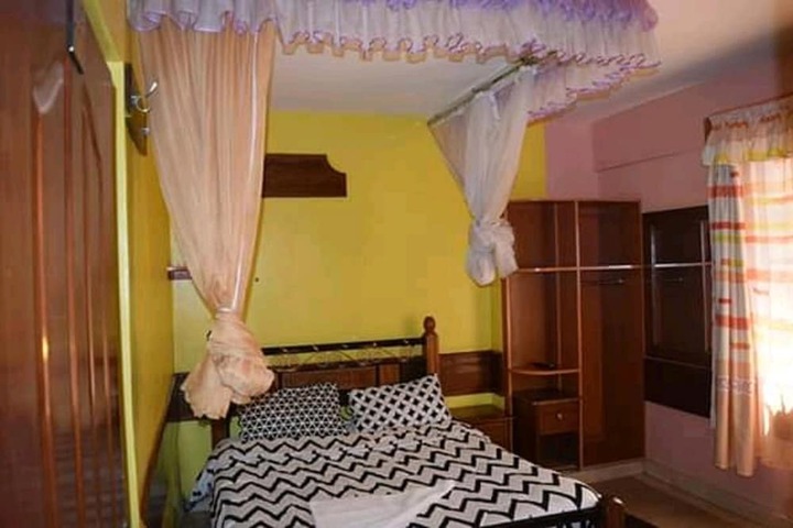 Room 5 of 22