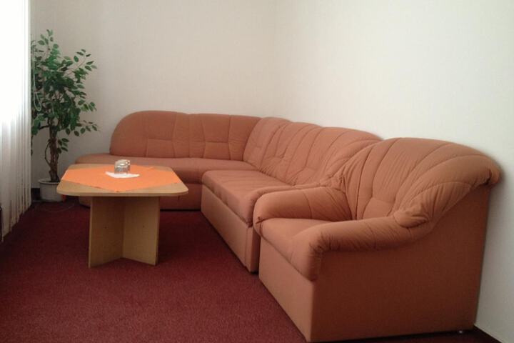 Room 20 of 32