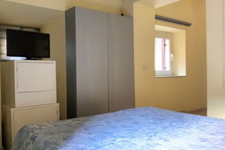 Room 79 of 83