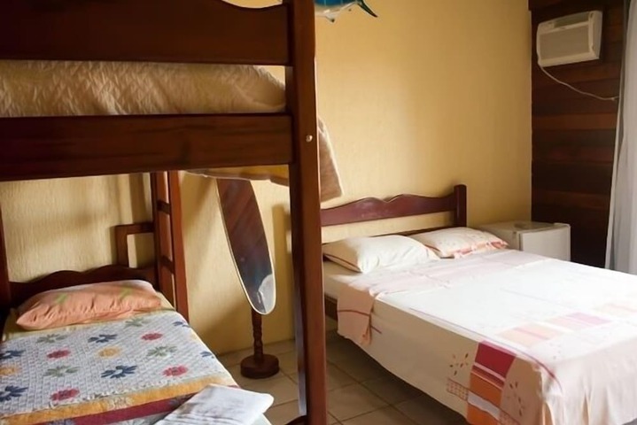 Room 12 of 32