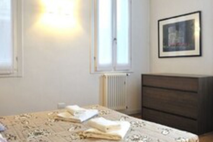 Room 18 of 22