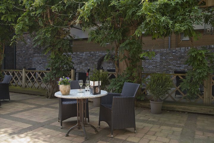 Terrace/Patio 25 of 26