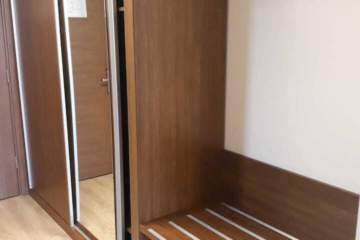 Room 14 of 87