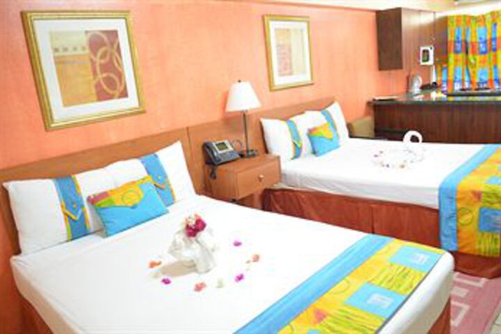 Room 10 of 27