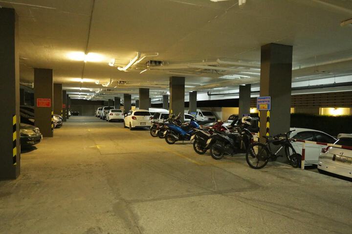 Property Grounds 27 of 32