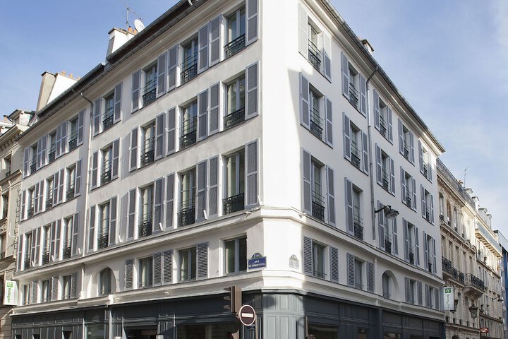 Hotel 44 of 69