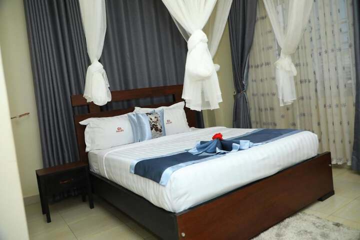Room 16 of 31
