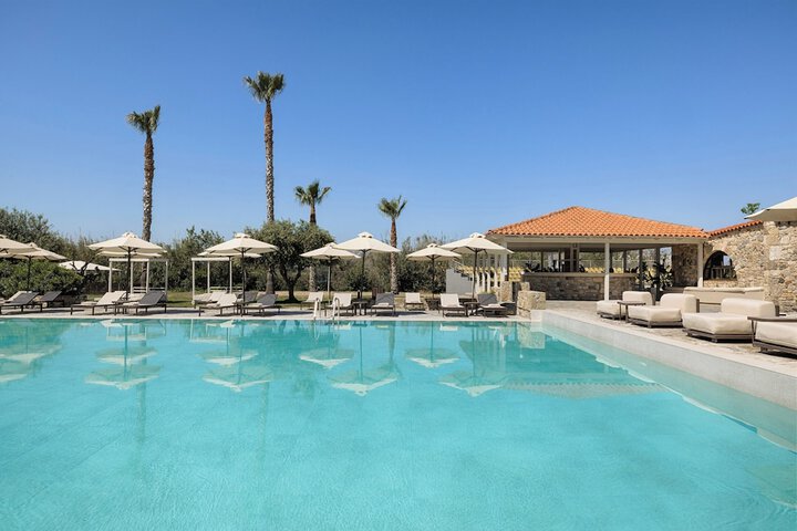 Pool 53 of 128