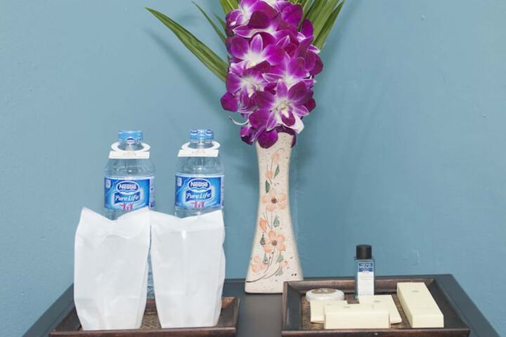 Room amenity
