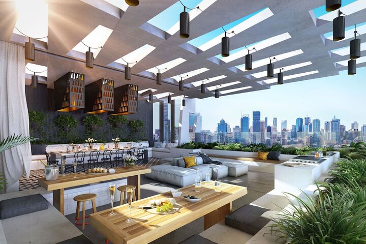 Sundeck 54 of 82