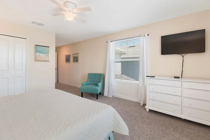 Room 4 of 31