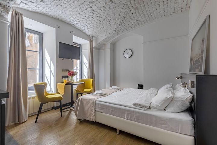 Room 17 of 51