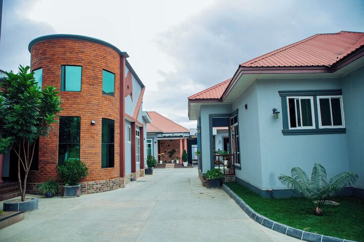Hotel 77 of 79