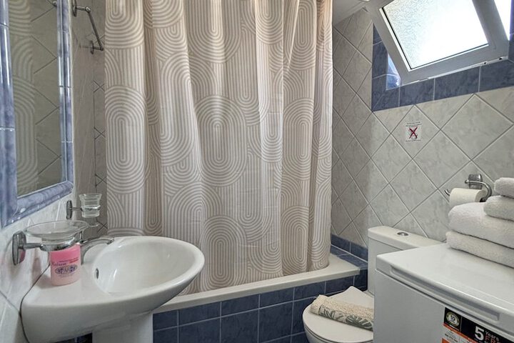 Room 60 of 75